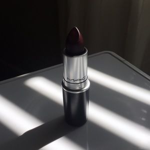 Brand new MAC retro matte lipstick in Mixed Media